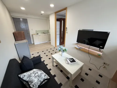 1 room apartment for rent in Zhongshan District, Taipei City | NT$ 29 800 | 8 ping slide 4