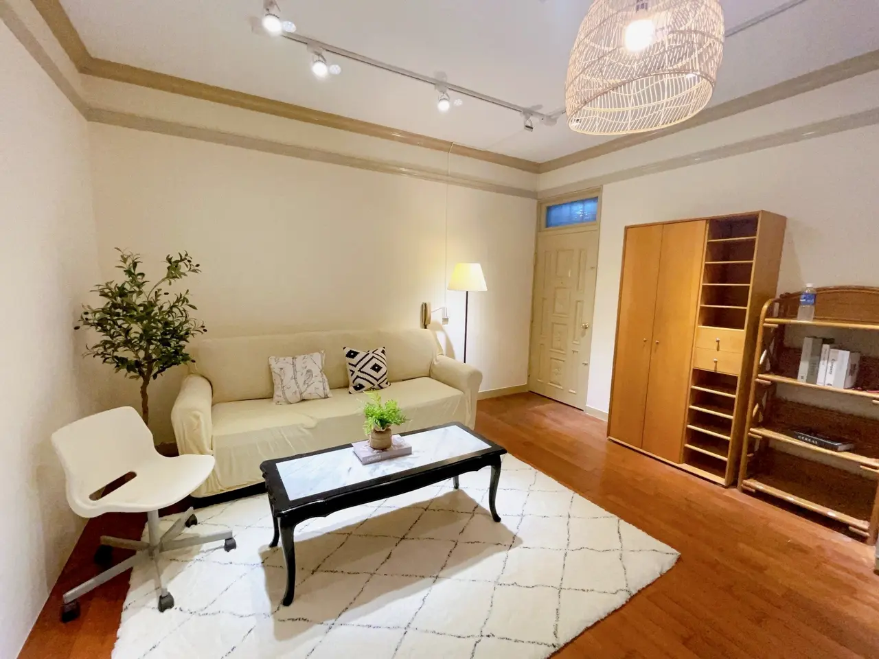 Room for rent in Zhongzheng District, Taipei City | NT$ 11 800 | 3 ping slide 7