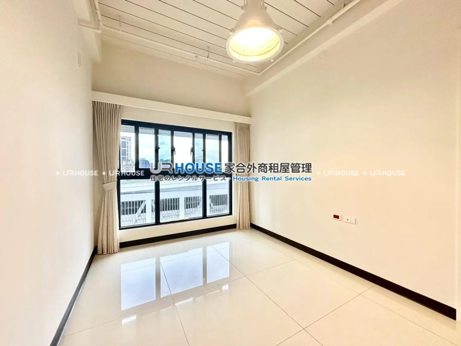 2 bedrooms apartment for rent TWD 40 000 - 21 ping - Xindian District,New Taipei City slide 1