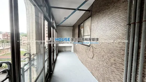4 bedrooms apartment for rent TWD 70 000 - 52 ping - Shilin District,Taipei City slide 16