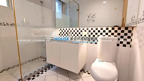 4 bedrooms apartment for rent in Shilin District, Taipei City | NT$ 69 000 | 54 ping slide 8