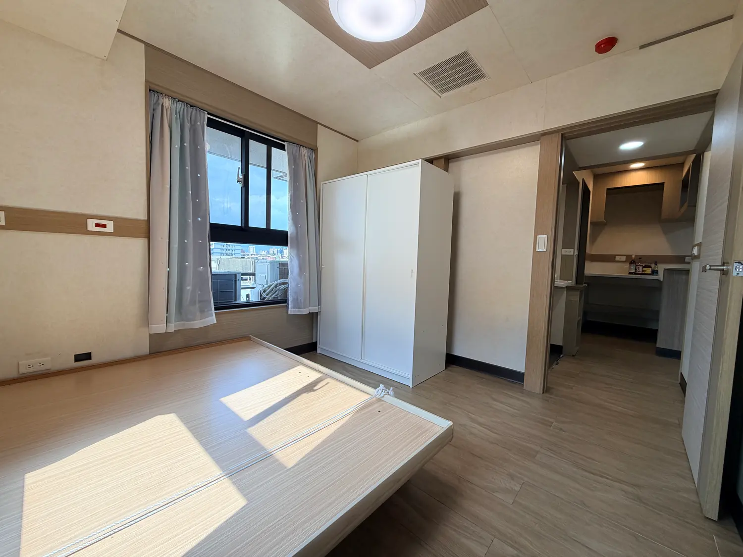 2 bedrooms apartment for rent in Sanchong District, New Taipei City | NT$ 35 000 | 20 ping slide 8