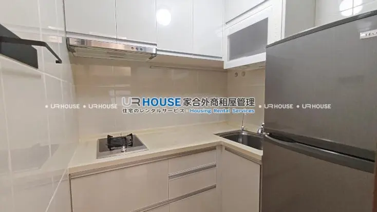 2 bedrooms apartment for rent in Wanhua District, Taipei City | NT$ 39 000 | 19 ping slide 4