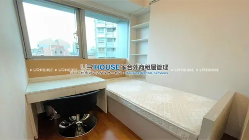 Apartment for rent TWD 68 000 - Section 5, Xinyi Rd - 2 bedrooms