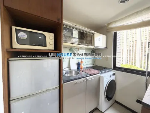 公寓 出租 NT$ 32 000 - 松江路77巷 - 1 房