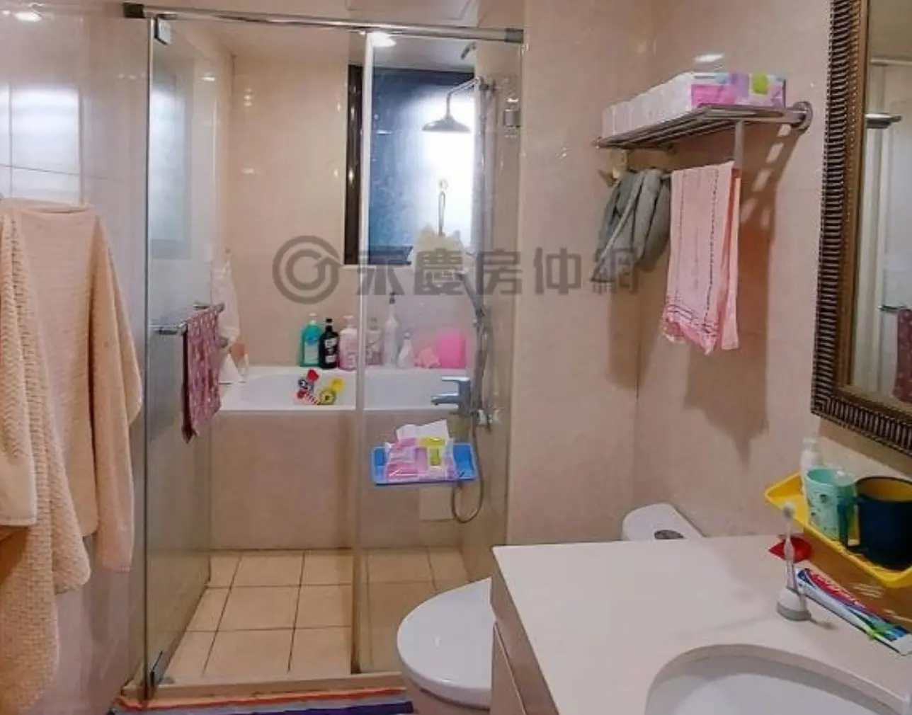 4 bedrooms apartment for sale in Tamsui District, New Taipei City | NT$ 24 880 000 | 36 ping slide 10