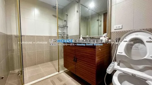 Apartment for rent TWD 58 000 -  - 4 bedrooms