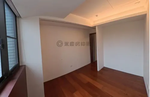 公寓 出租 NT$ 29 500 - 新市一路一段 - 3 房