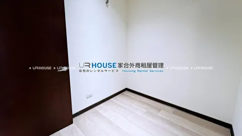 Apartment for rent TWD 34 500 - Lane 191, Section 1, Wenhua 3rd Road - 3 bedrooms