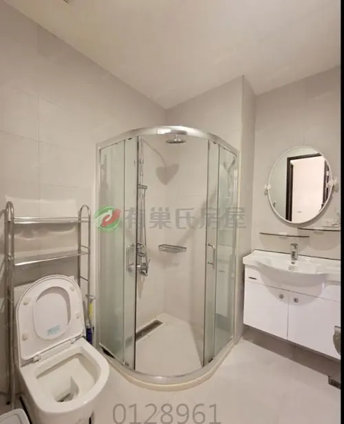 2 bedrooms apartment for rent in Tamsui District, New Taipei City | NT$ 25 000 | 35 ping slide 5