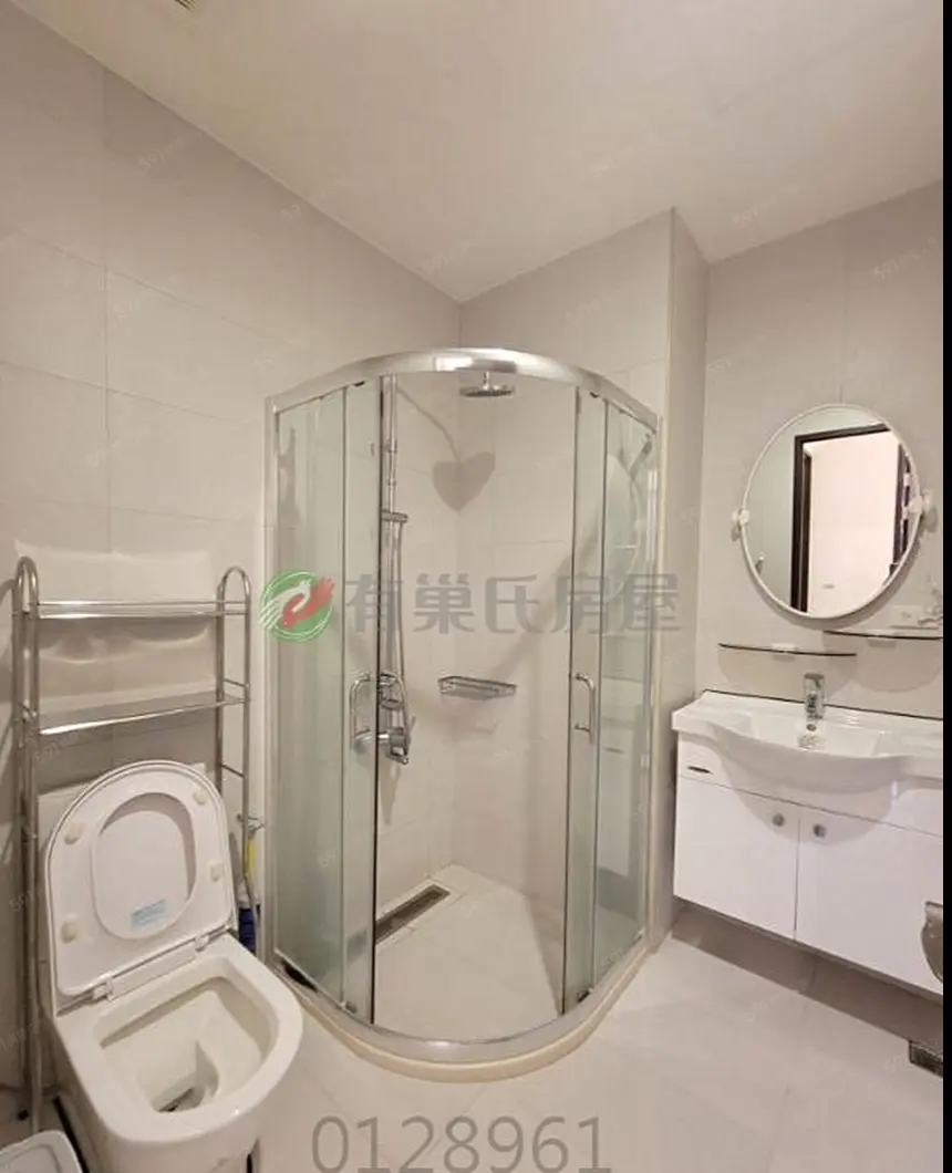 2 bedrooms apartment for rent in Tamsui District, New Taipei City | NT$ 25 000 | 35 ping slide 5