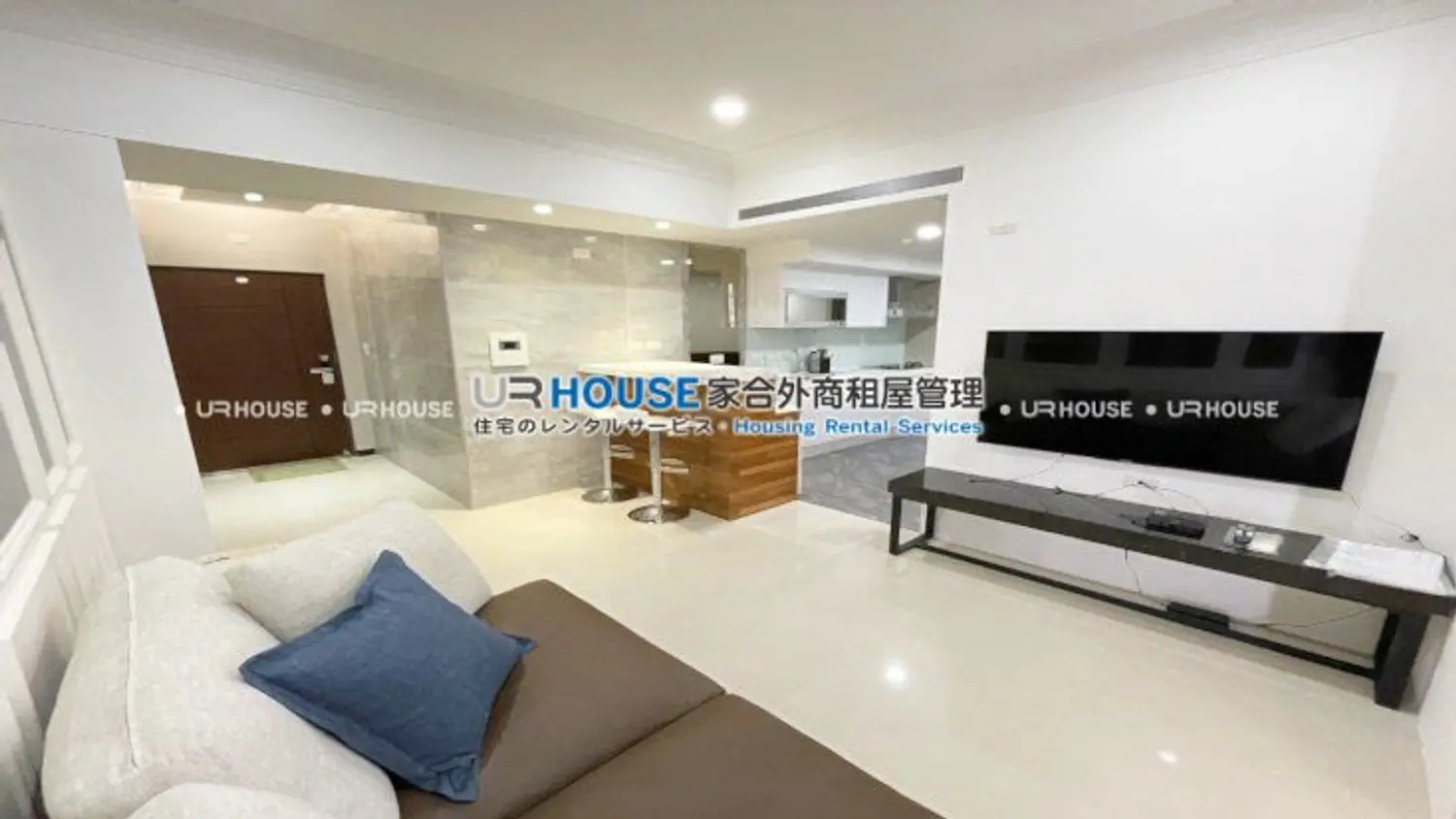 2 bedrooms apartment for rent TWD 50 000 - 20 ping - Zhongshan District,Taipei City slide 1