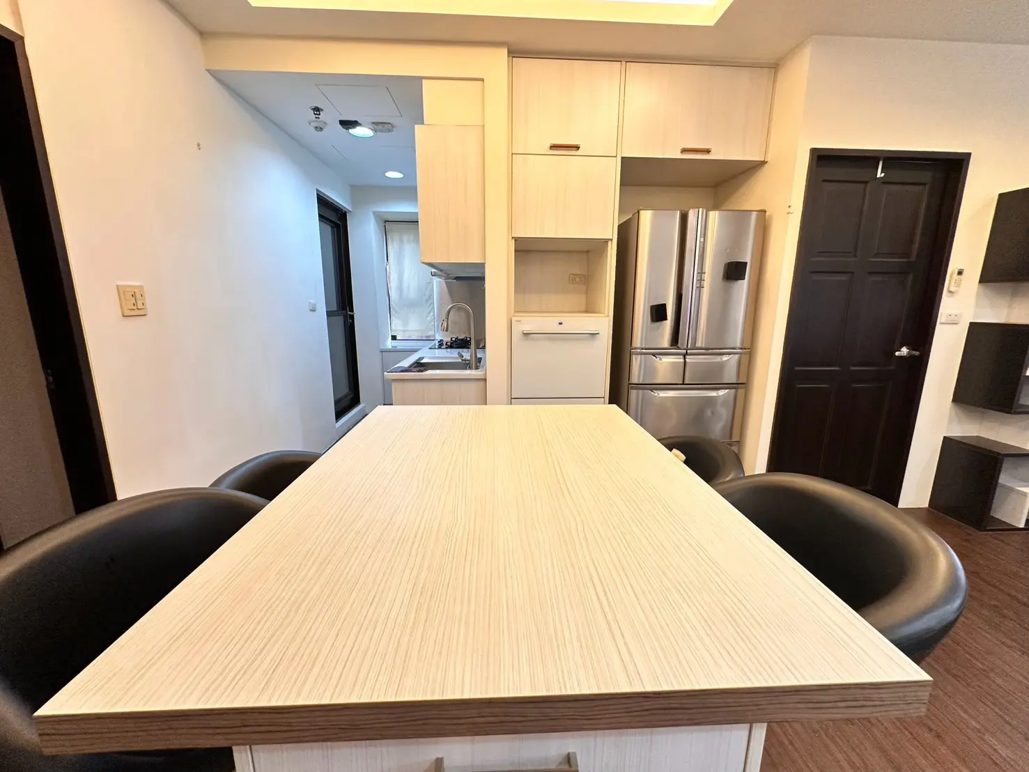 2 bedrooms apartment for rent in Datong District, Taipei City | NT$ 80 000 | 30 ping slide 8