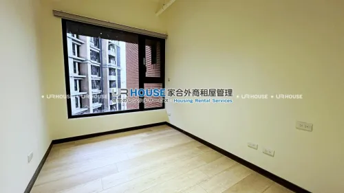 Apartment for rent TWD 34 500 - Lane 191, Section 1, Wenhua 3rd Road - 3 bedrooms