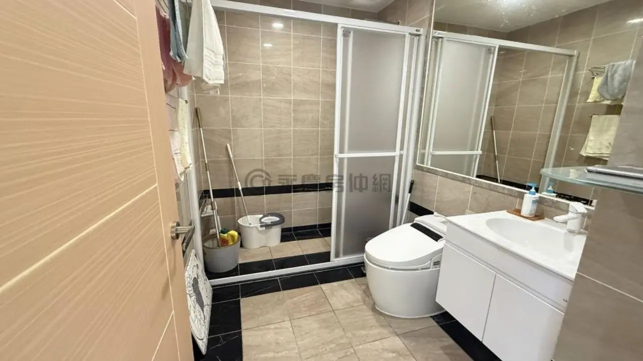 2 bedrooms apartment for rent in Tamsui District, New Taipei City | NT$ 26 000 | 37 ping slide 4