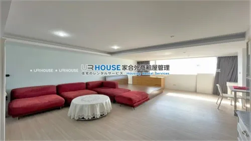 Apartment for rent TWD 26 500 - Section 4, Ren'ai Rd - Studio