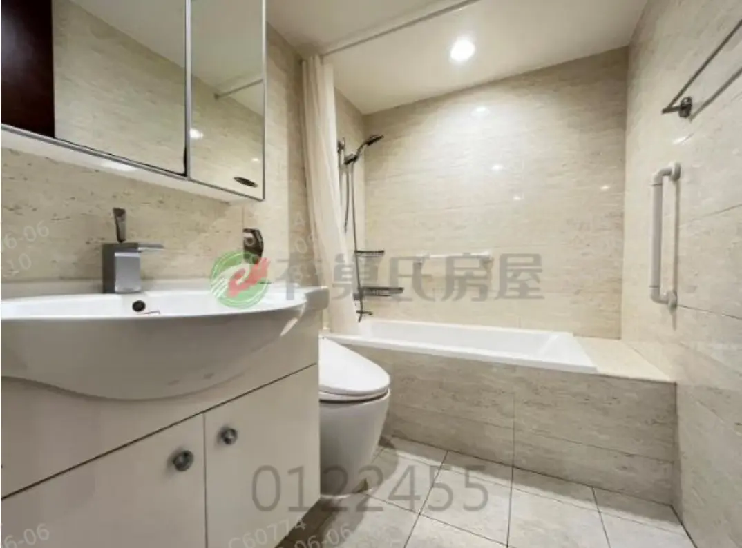 3 bedrooms apartment for rent in Tamsui District, New Taipei City | NT$ 22 800 | 32 ping slide 9