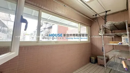 Apartment for rent TWD 98 000 - Lane 19, Section 1, Da'an Rd - 4 bedrooms