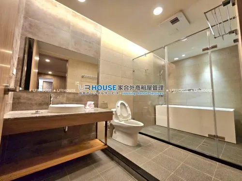 1 room apartment for rent in Guishan District, Taoyuan City | NT$ 24 000 | 12 ping slide 4