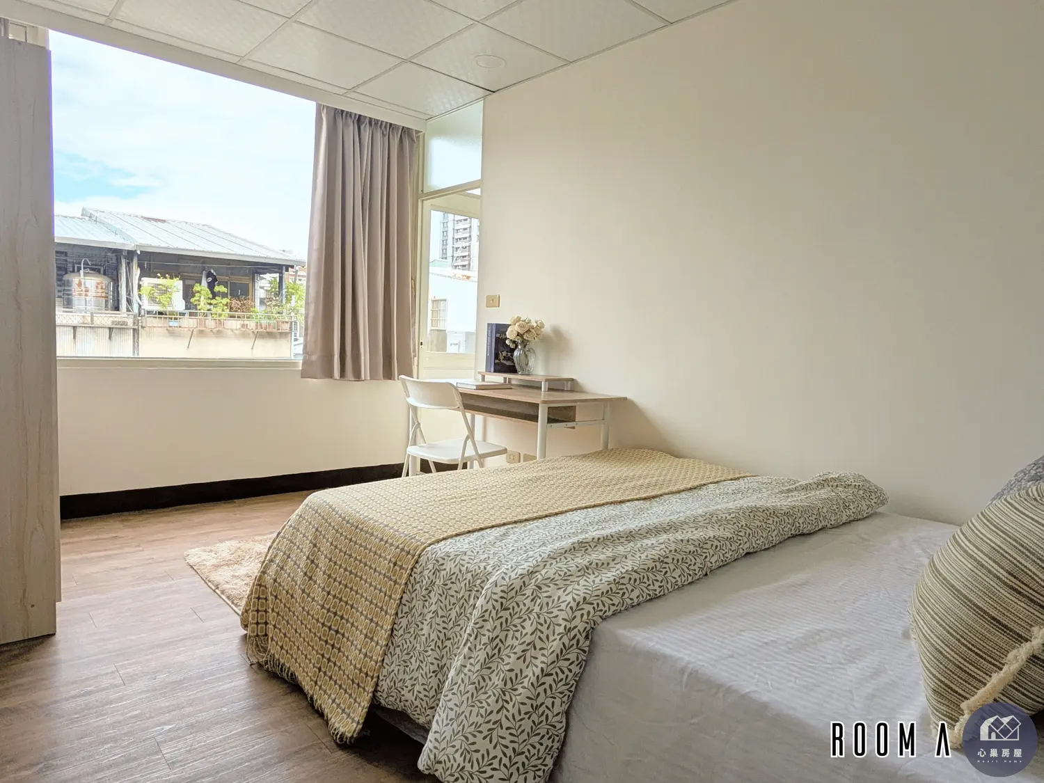 Room for rent in Xinyi District, Taipei City | NT$ 14 300 | 4 ping slide 0