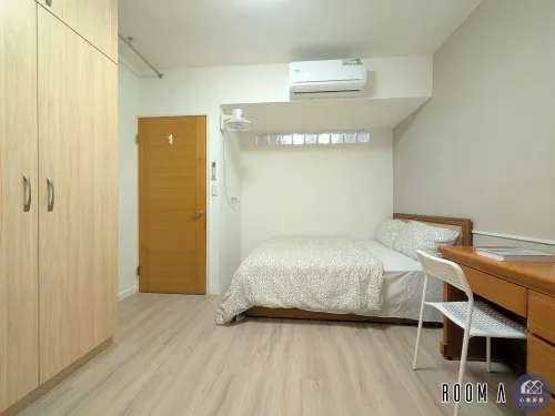Room for rent in Zhongzheng District, Taipei City | NT$ 19 800 | 4 ping slide 8
