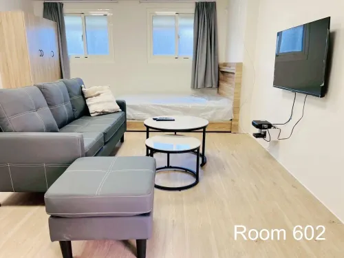 分租套房、雅房 出租 TWD 17 500 - 五工三路78巷 - 3 房