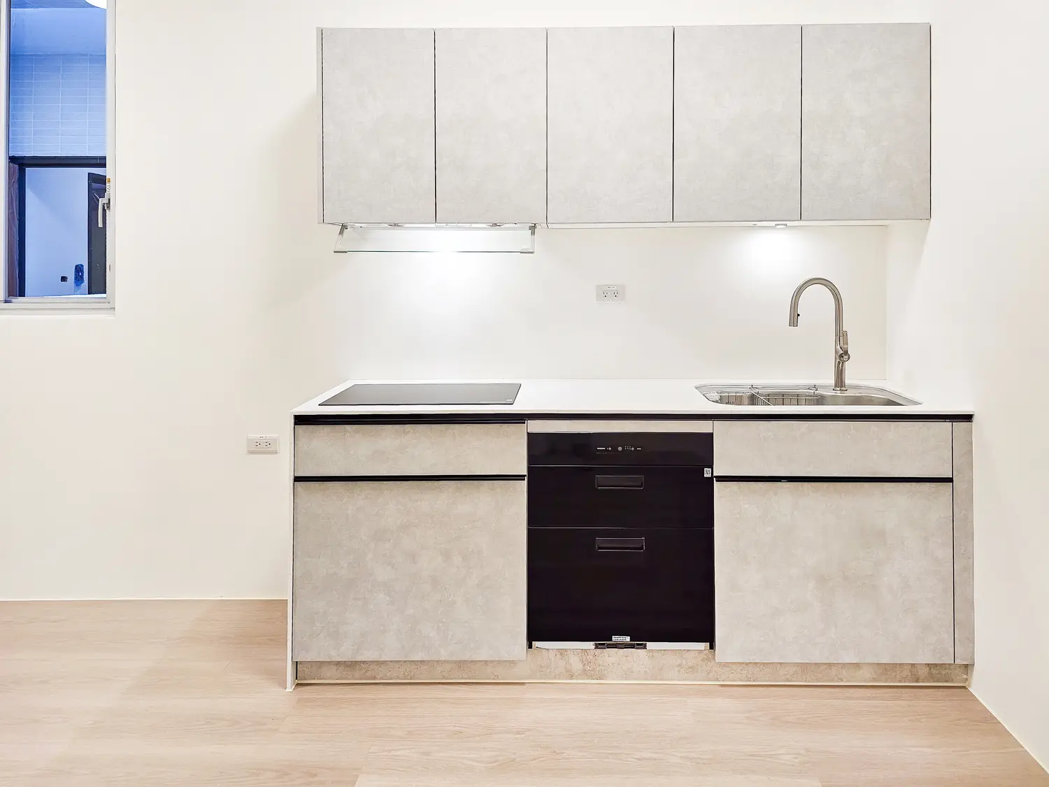 2 bedrooms apartment for sale in Jian Township, Hualien County | NT$ 7 980 000 | 21 ping slide 0
