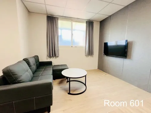 分租套房、雅房 出租 TWD 17 500 - 五工三路78巷 - 3 房