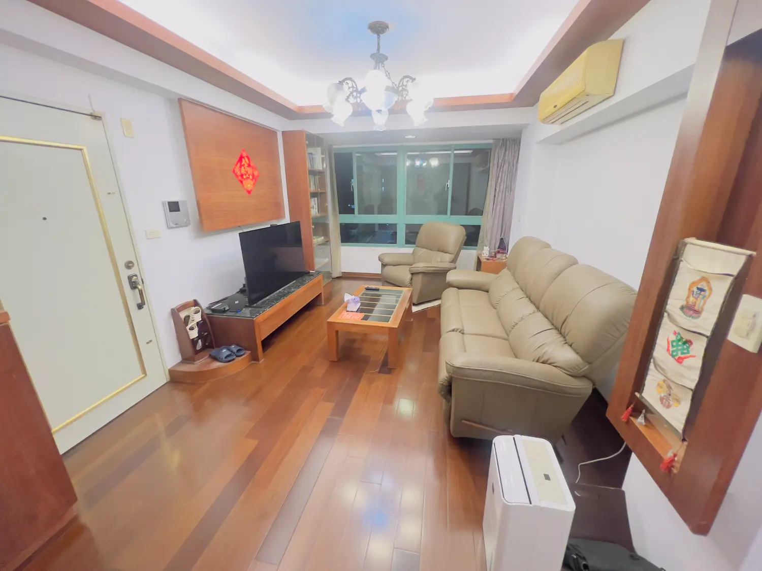 Room for rent in Tamsui District, New Taipei City | NT$ 6 000 | 6 ping slide 1