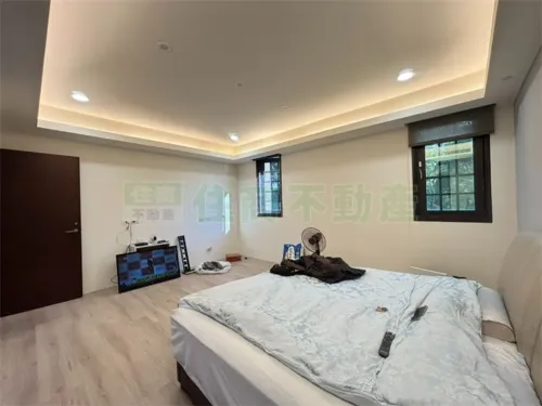 7 bedrooms villa for sale TWD 98 000 000 - 202 ping - Linkou District,New Taipei City slide 16
