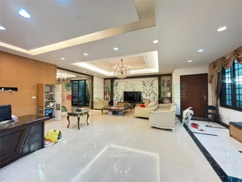 7 bedrooms villa for sale TWD 98 000 000 - 202 ping - Linkou District,New Taipei City slide 3