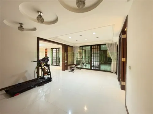 7 bedrooms villa for sale TWD 98 000 000 - 202 ping - Linkou District,New Taipei City slide 2