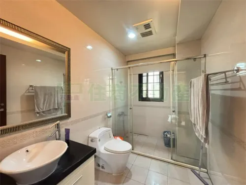 7 bedrooms villa for sale TWD 98 000 000 - 202 ping - Linkou District,New Taipei City slide 10