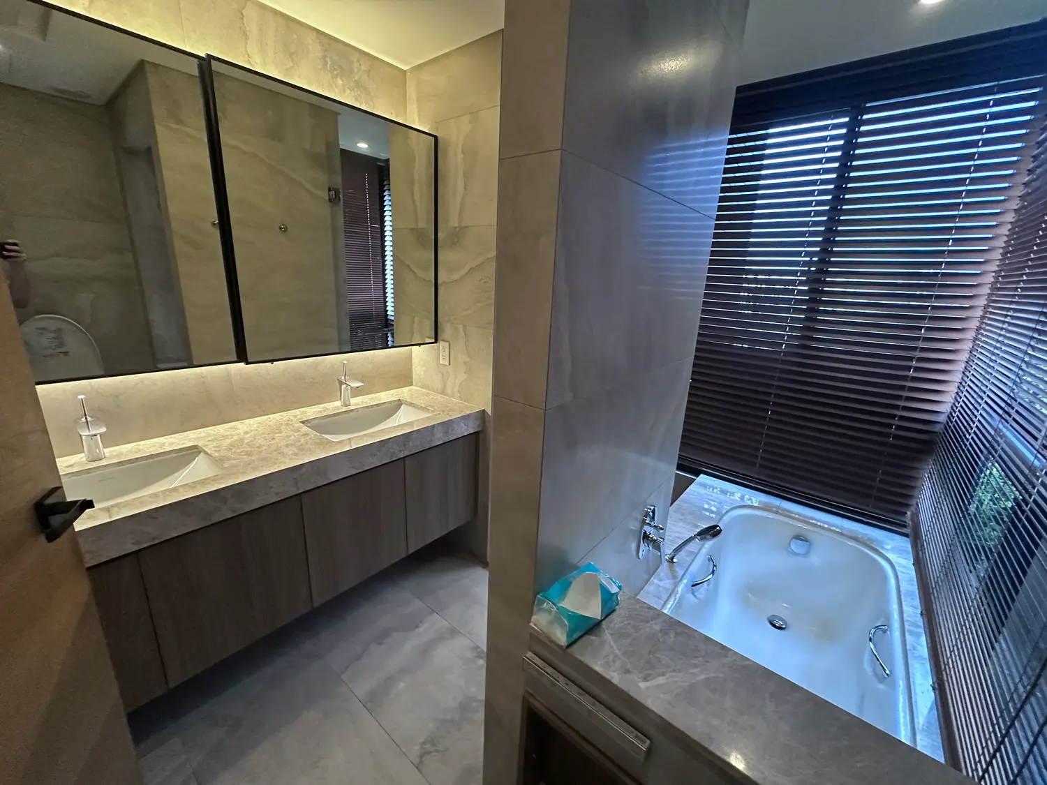 2 bedrooms apartment for rent in Nantun District, Taichung City | NT$ 100 000 | 45 ping slide 7