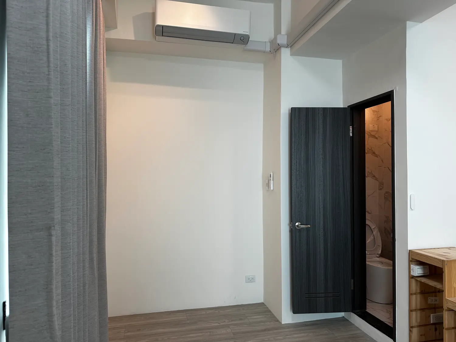 Studio apartment for sale TWD 27 800 000 - 10 ping - Taipei City,Songshan District slide 2
