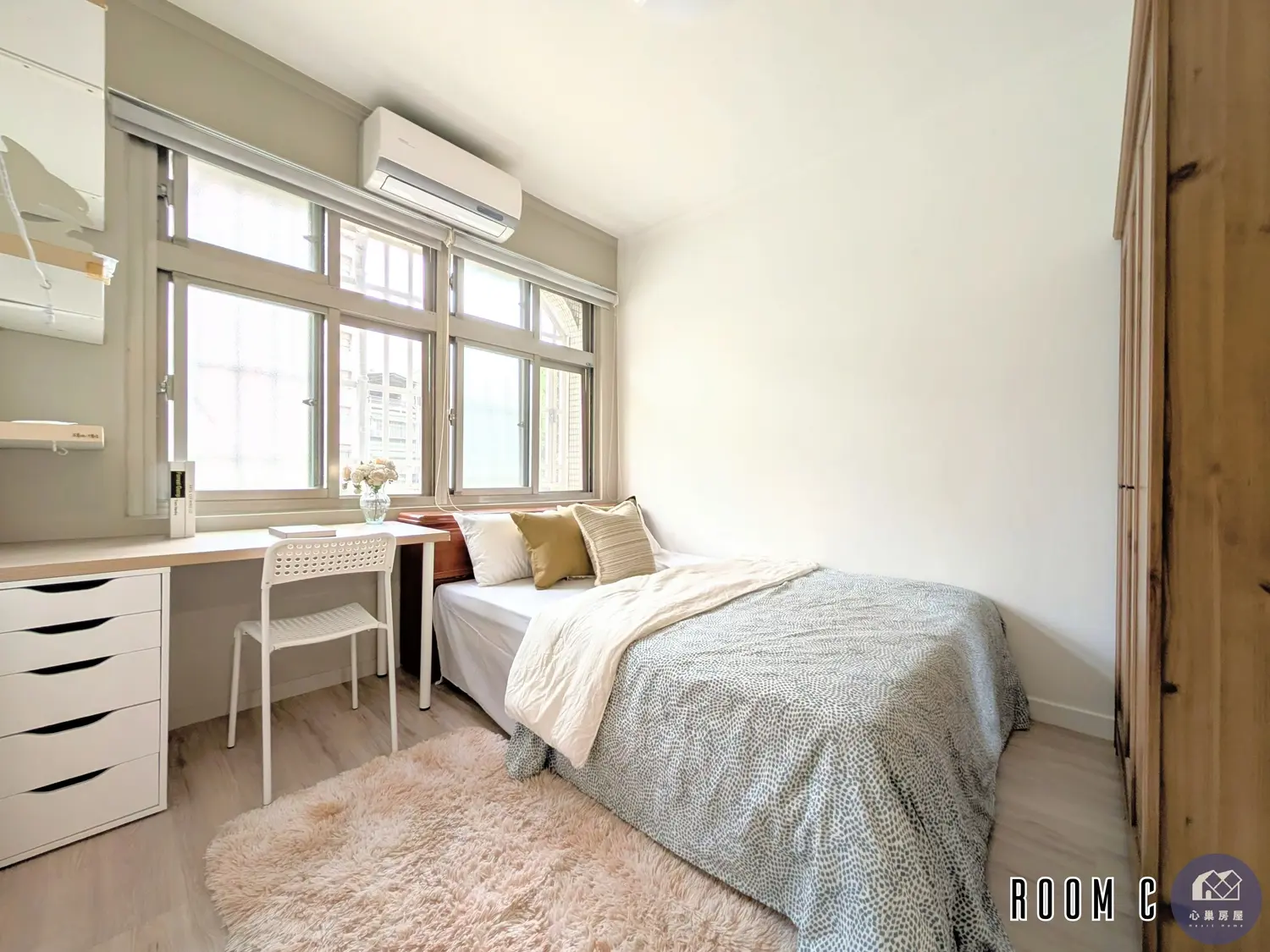 Room for rent in Zhongzheng District, Taipei City | NT$ 19 800 | 4 ping slide 13