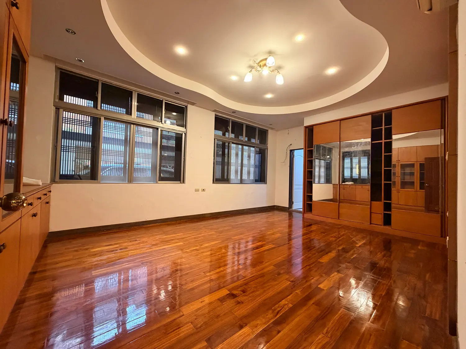 4 bedrooms townhouse for rent in Daan District, Taipei City | NT$ 70 000 | 42 ping slide 6