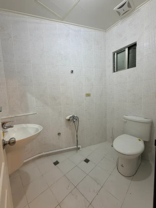 4 bedrooms townhouse for rent in Daan District, Taipei City | NT$ 70 000 | 42 ping slide 5