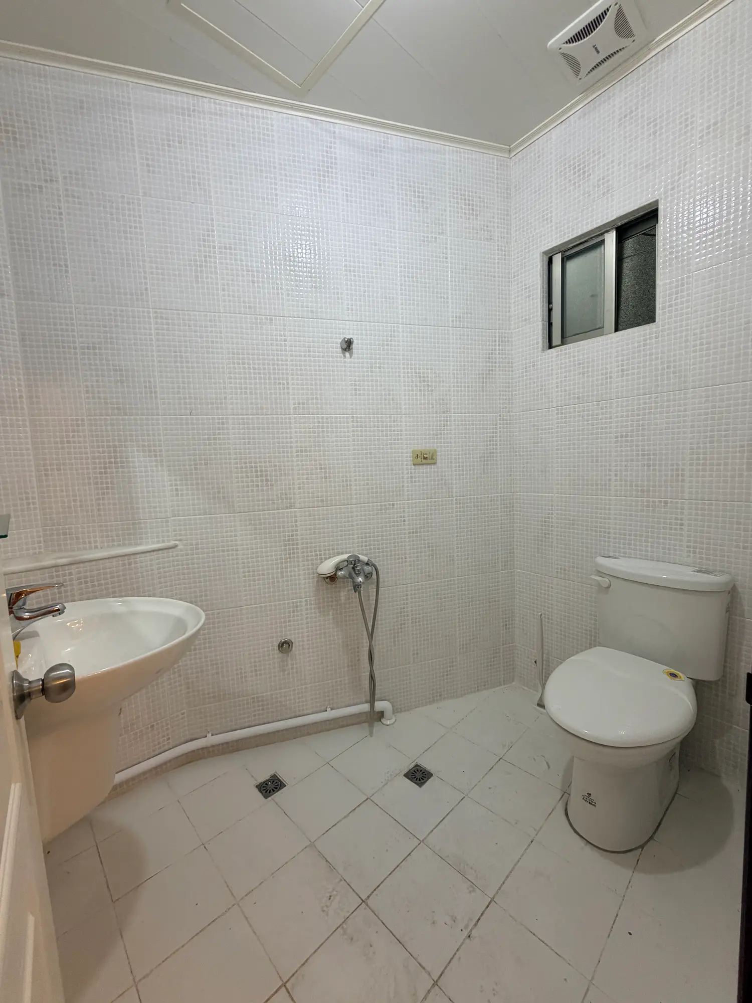 4 bedrooms townhouse for rent in Daan District, Taipei City | NT$ 70 000 | 42 ping slide 5