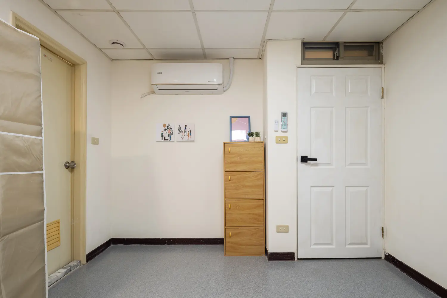 Room for rent in Daan District, Taipei City | NT$ 14 000 | 4 ping slide 5