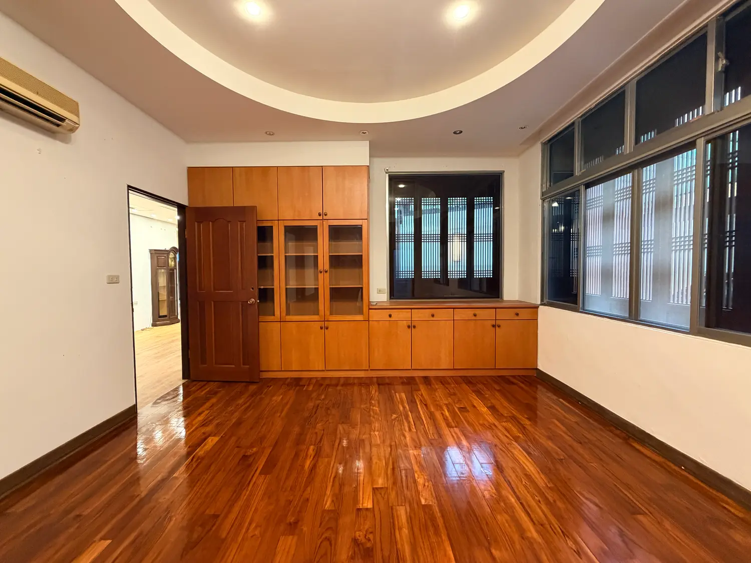 4 bedrooms townhouse for rent in Daan District, Taipei City | NT$ 70 000 | 42 ping slide 3