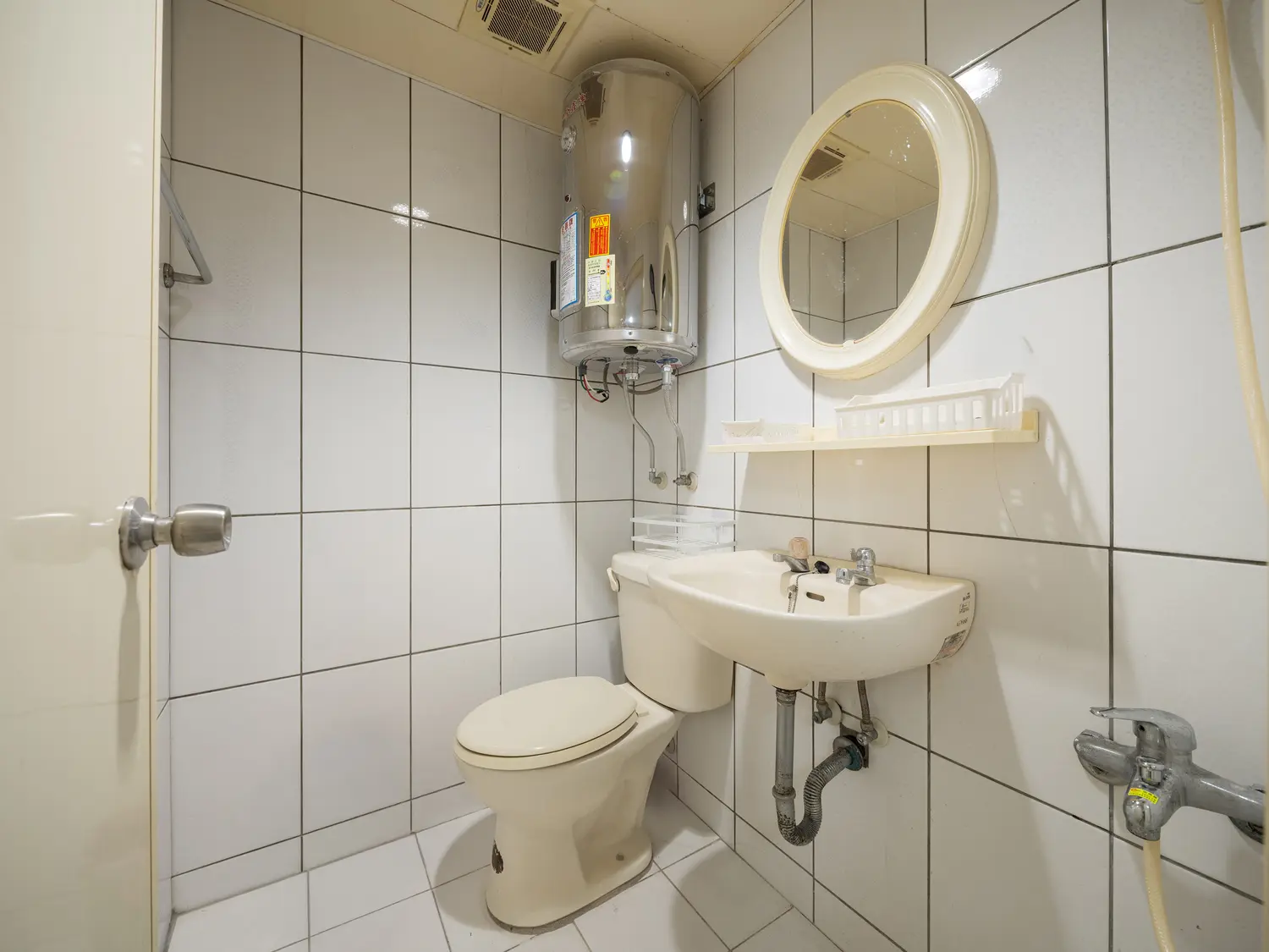 Room for rent in Daan District, Taipei City | NT$ 14 000 | 4 ping slide 6