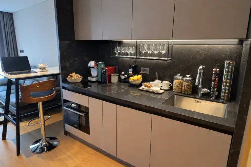 1 room apartment for rent in Songshan District, Taipei City | TWD 80 000 | 14 ping slide 3