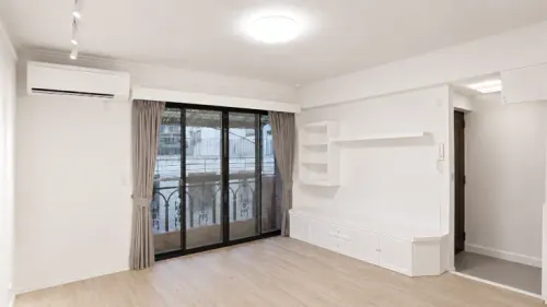 公寓 出租 NT$ 75 000 - 四維路182巷 - 3 房