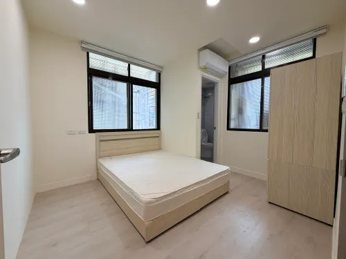 Room for rent NT$ 20 800 - Zhuangjing Road - 4 bedrooms