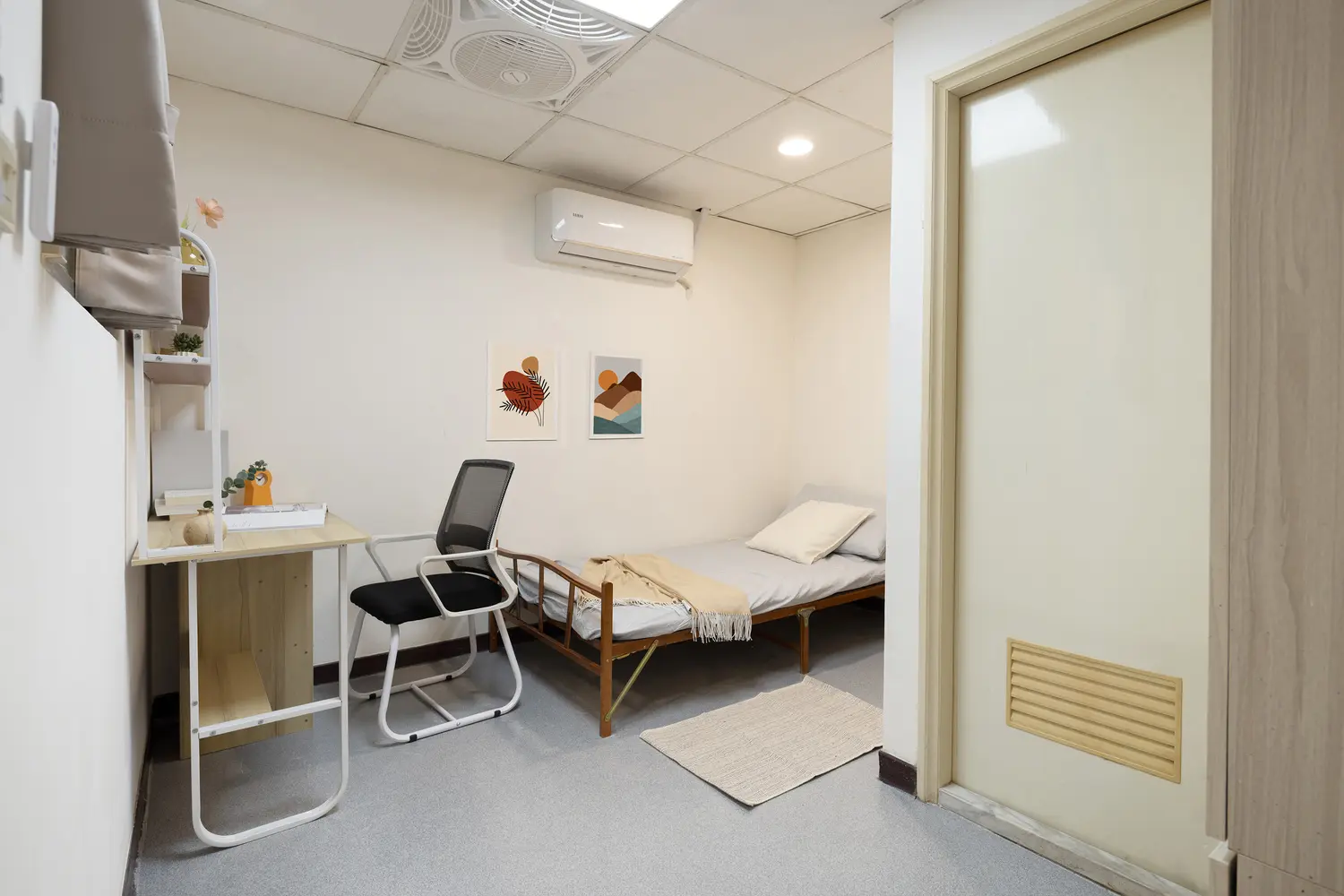 Room for rent in Daan District, Taipei City | NT$ 14 000 | 4 ping slide 6