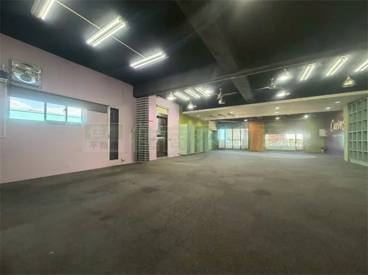 Shop / Retail for rent in East District, Chiayi City | NT$ 28 000 | 30 ping slide 4