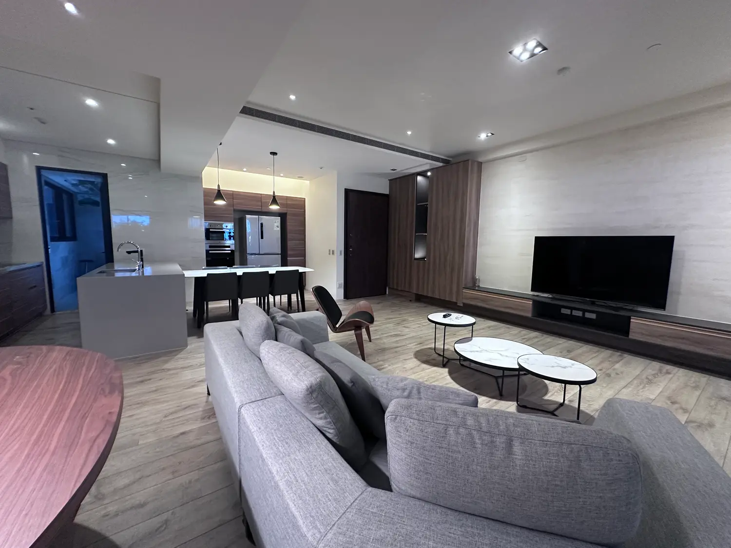 2 bedrooms apartment for rent in Nantun District, Taichung City | NT$ 100 000 | 45 ping slide 11