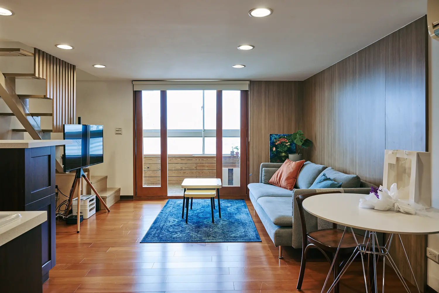 1 room apartment for rent in Yonghe District, New Taipei City | NT$ 32 000 | 18 ping slide 0