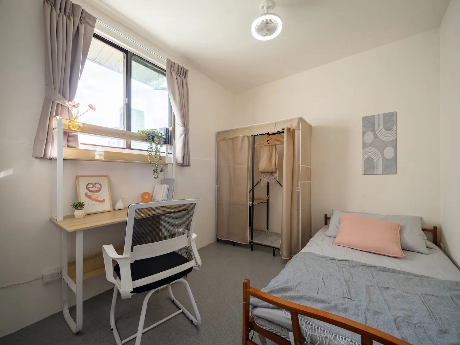 Room for rent in Daan District, Taipei City | NT$ 14 000 | 4 ping slide 15